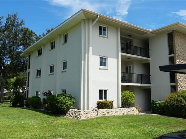 2100 Barkeley LN, Unit 1, FORT MYERS, FL 33907