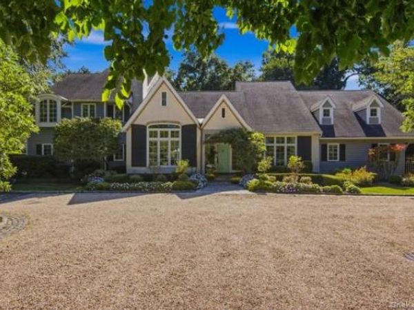 2 Meadow Sea Lane , East Setauket, NY 11733