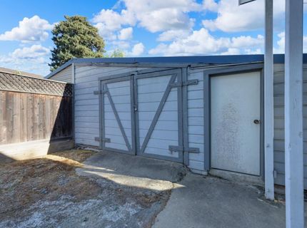 104 S Church St, Ione, CA 95640 Photo