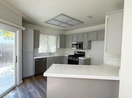 106 Gilded Rock Cir, Folsom, CA 95630 Photo