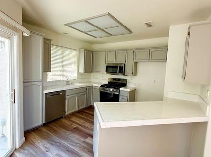 106 Gilded Rock Cir, Folsom, CA 95630 Photo