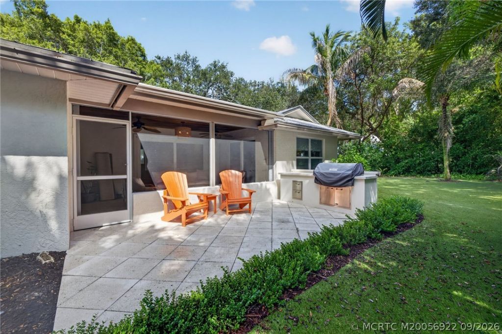 8 Admirals Walk , Sewalls Point, FL 34996 Photo