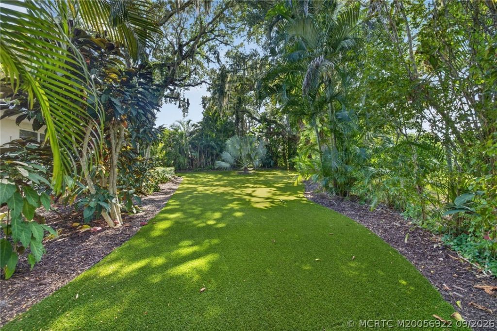 8 Admirals Walk , Sewalls Point, FL 34996 Photo