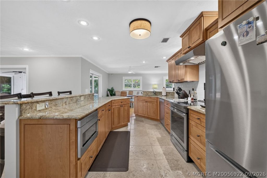 8 Admirals Walk , Sewalls Point, FL 34996 Photo
