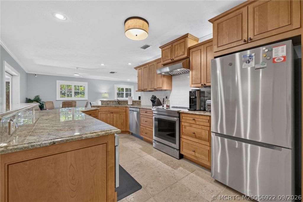 8 Admirals Walk , Sewalls Point, FL 34996 Photo