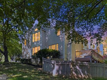 12500 N LAKE COURT , FAIRFAX, VA 22033
