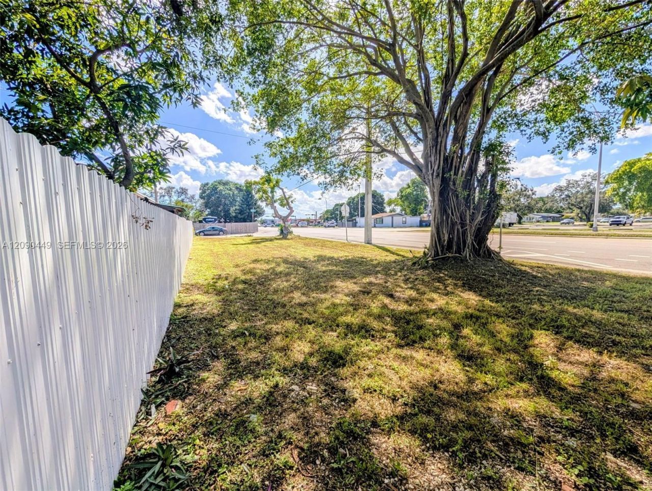 2155 NW 152nd St, Miami Gardens, FL 33054 Photo