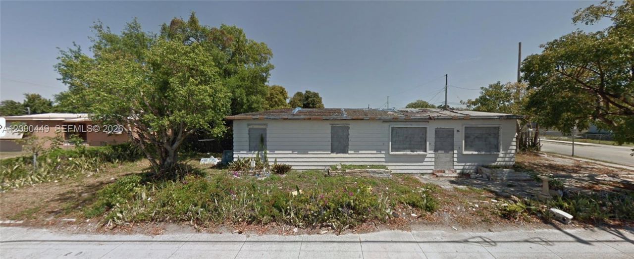 2155 NW 152nd St, Miami Gardens, FL 33054 Photo