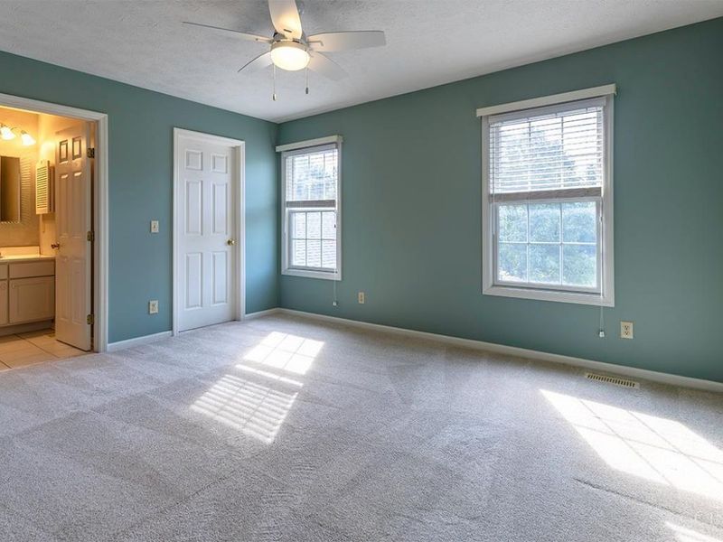 676 Stoneharbor Lane, Hamilton Township, OH 45039 Photo 22