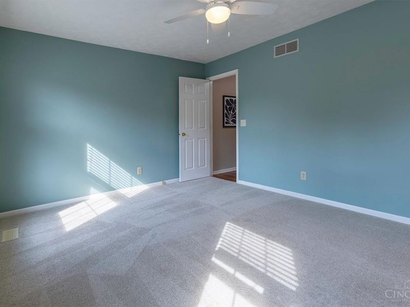 676 Stoneharbor Lane, Hamilton Township, OH 45039 Photo 23