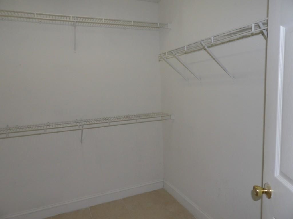 5040 Capulet Circle  Photo 18