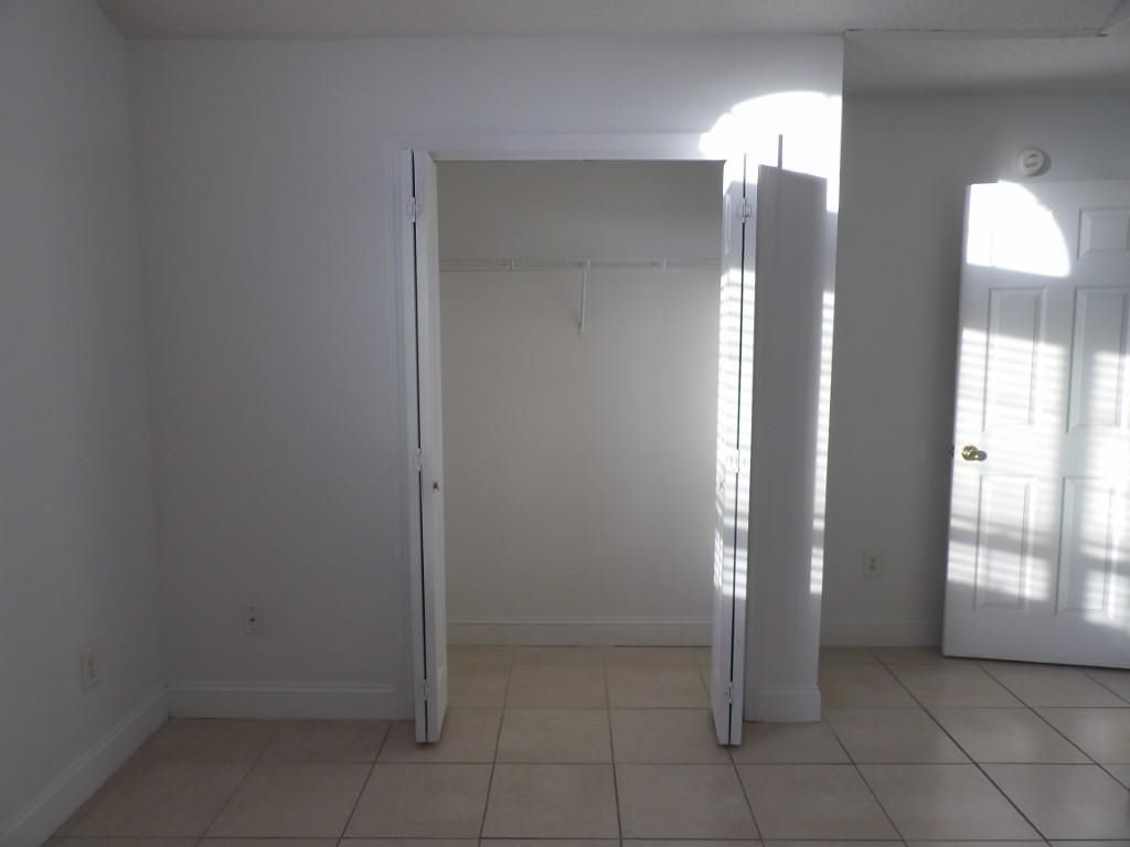 5040 Capulet Circle  Photo 27