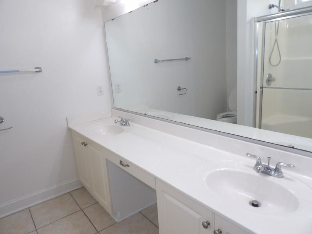 5040 Capulet Circle  Photo 33