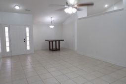 5040 Capulet Circle  photo 4