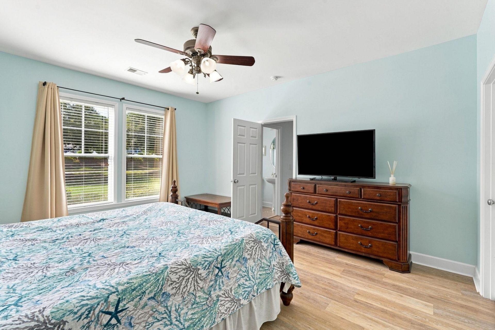 6014 Catalina Dr.  Photo 32