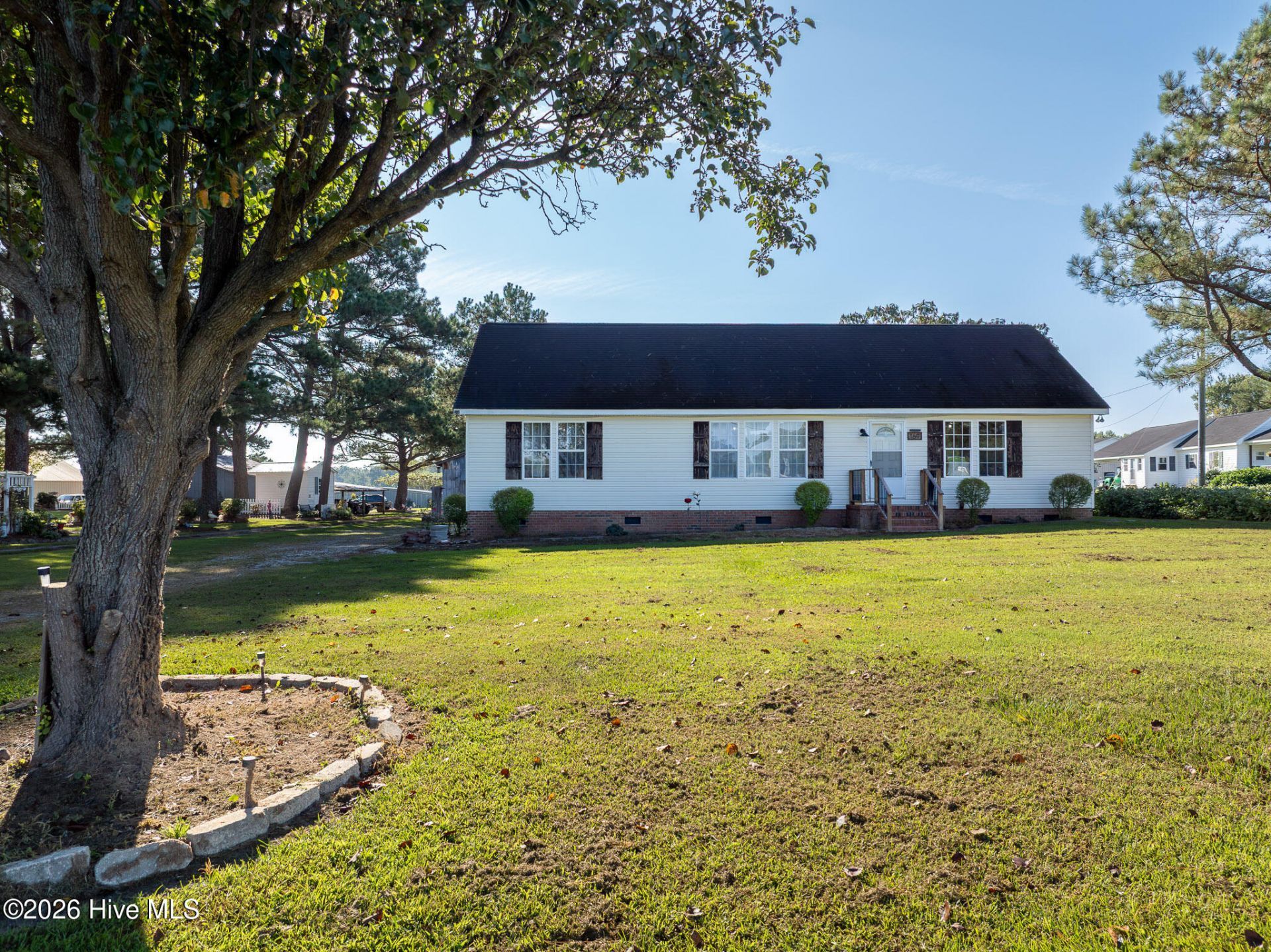 169 Luther Banks Road, Richlands, NC 28574 Main Photo