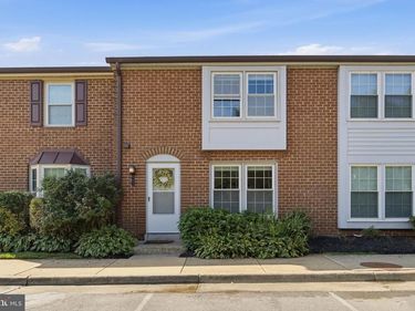 5603 INDEPENDENCE CIRCLE , ALEXANDRIA, VA 22312