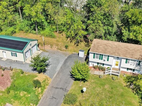 1094 INDIAN DRIVE, AUBURN, PA 17922