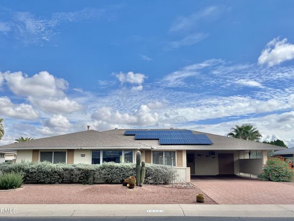 10527 W PRAIRIE HILLS Circle, Sun City, AZ 85351