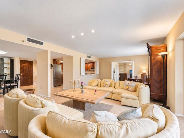 7860 E CAMELBACK Road, Unit 206, Scottsdale, AZ 85251