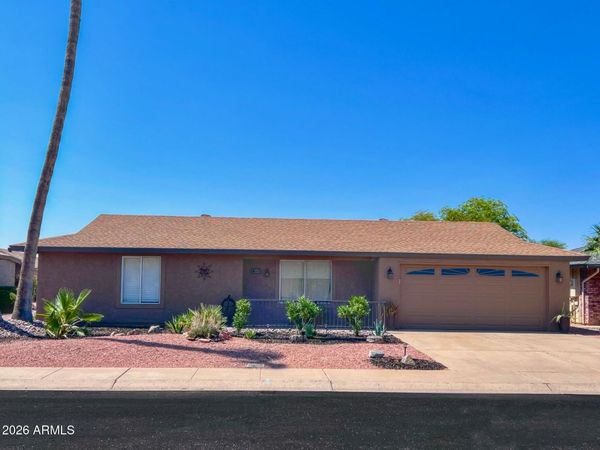 843 Leisure World, Mesa, AZ 85206