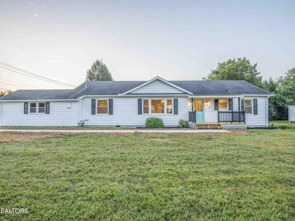 1618 Old Niles Ferry Rd, Maryville, TN 37803