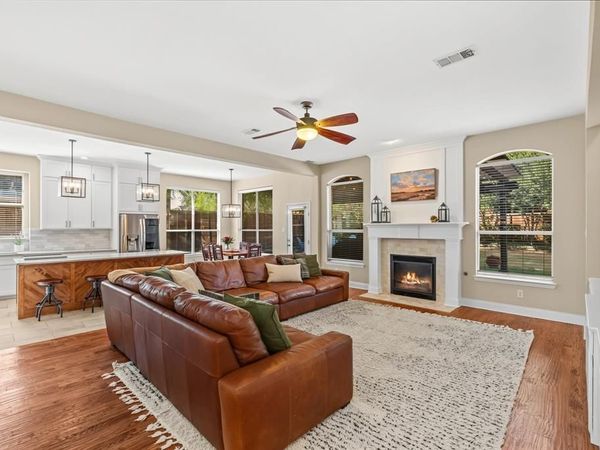 1620 McGreg Lane, Carrollton, TX 75010