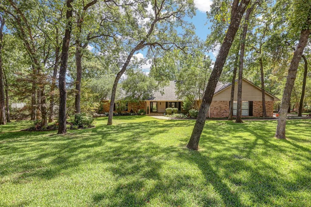 1361 Lakeview Drive, Southlake, TX 76092 Main Photo