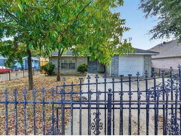 2918 Michigan Avenue, Dallas, TX 75216