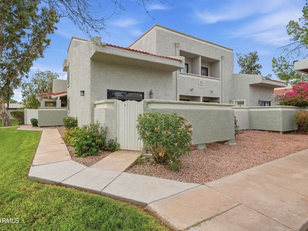 850 S RIVER Drive, Unit 1111, Tempe, AZ 85281