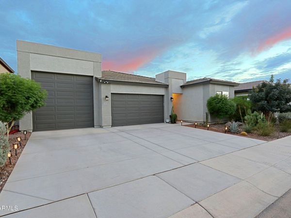 4941 W LA PUENTA Avenue, Laveen, AZ 85339