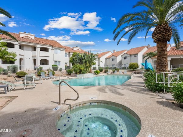 10401 N 52nd St, Unit 126, Paradise Valley, AZ 85253