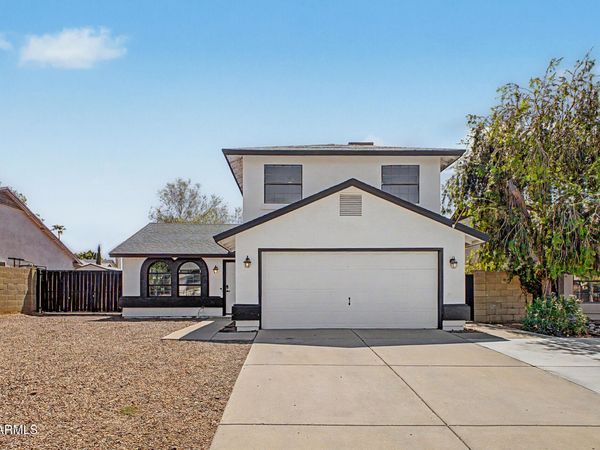 4009 W MISTY WILLOW Lane, Glendale, AZ 85310
