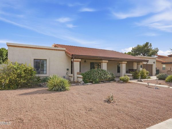 1023 E DERBY Drive, Tempe, AZ 85284