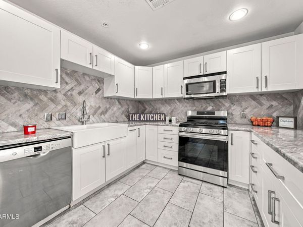 7137 N 33rd Avenue, Phoenix, AZ 85051