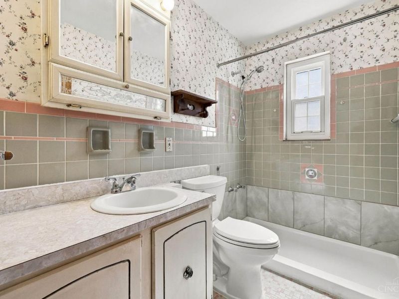 5186 Valley Ridge Road, Green Township, OH 45247 Photo 13
