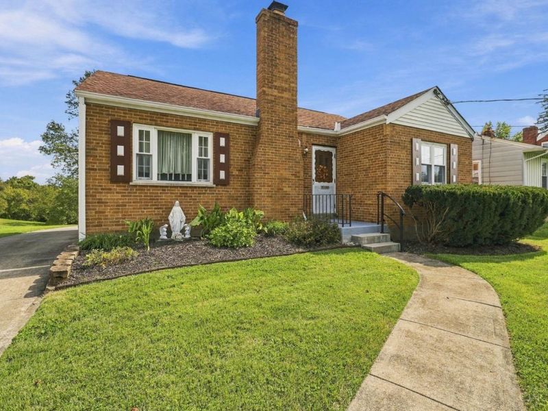 5186 Valley Ridge Road, Green Township, OH 45247 Photo 2