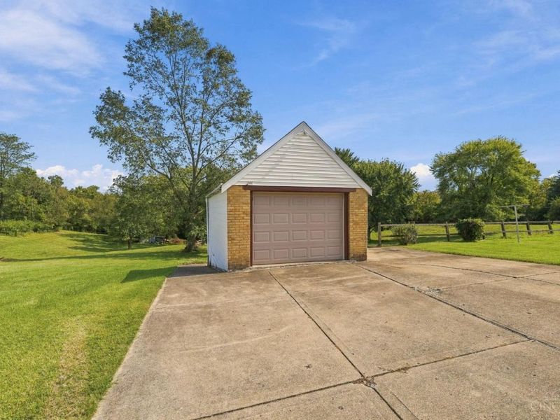 5186 Valley Ridge Road, Green Township, OH 45247 Photo 36