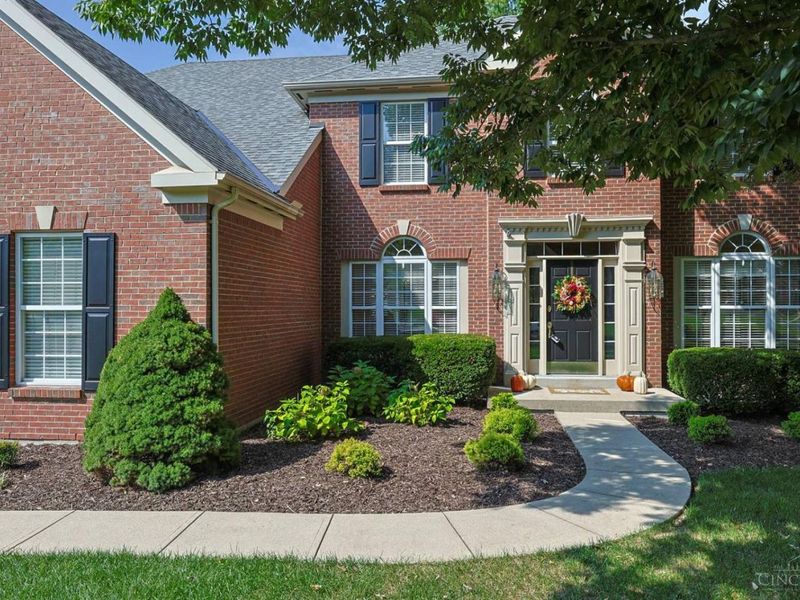 217 Hatcher Court, Loveland, OH 45140 Photo 4