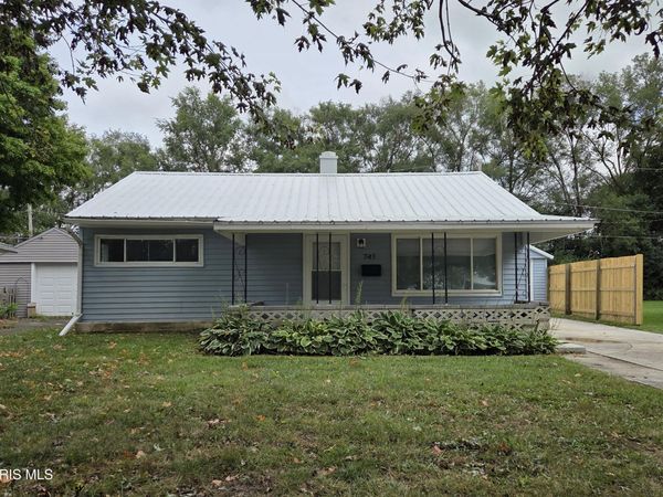 741 Circle Drive, Fostoria, OH 44830
