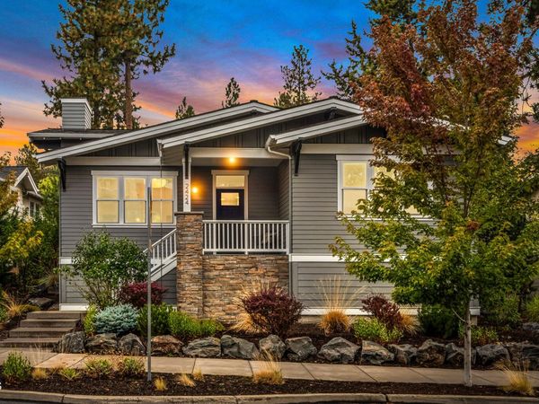2424 NW Crossing Drive, Bend, OR 97703
