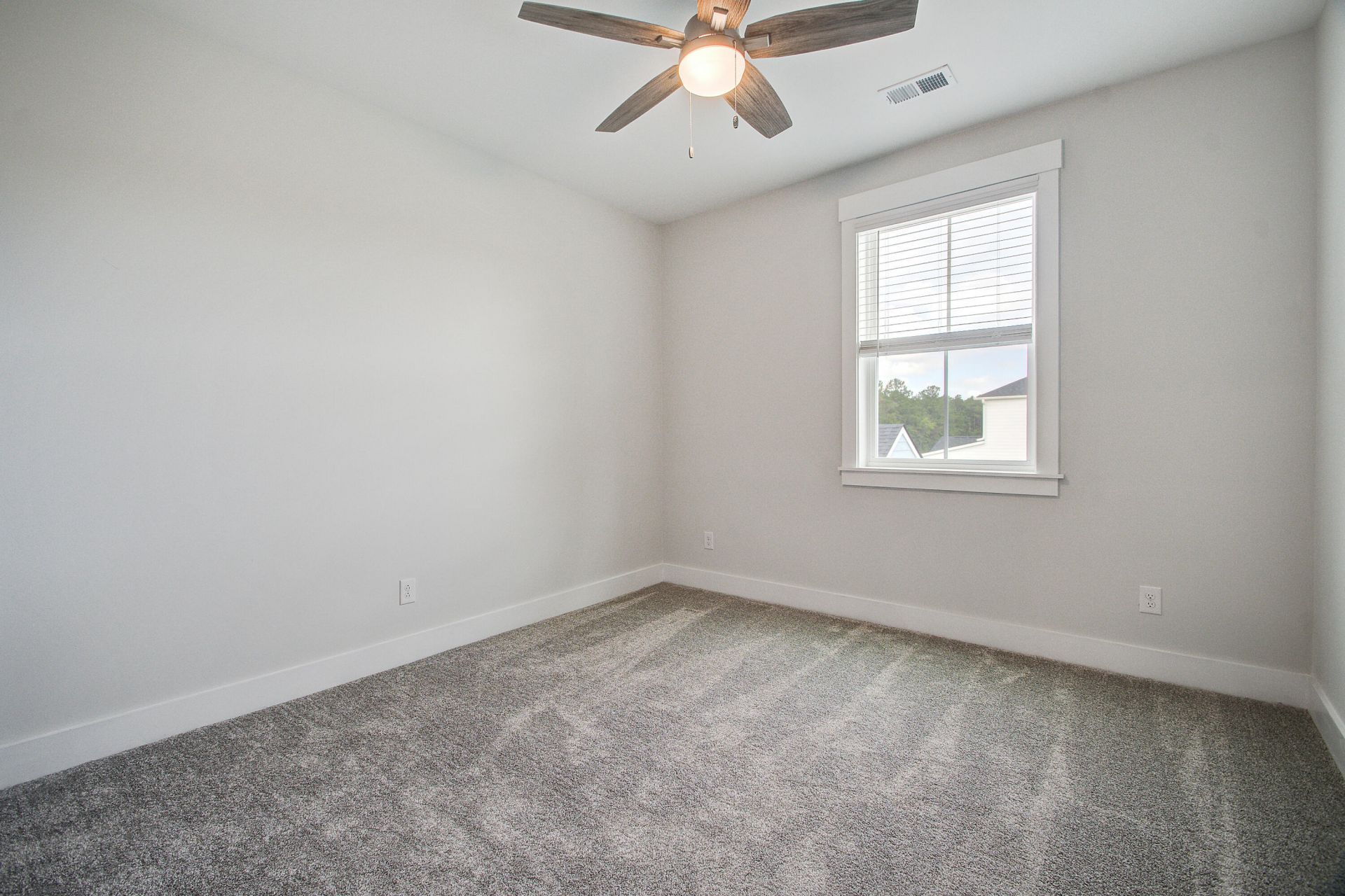 9275 Blue Jay Lane Photo 31