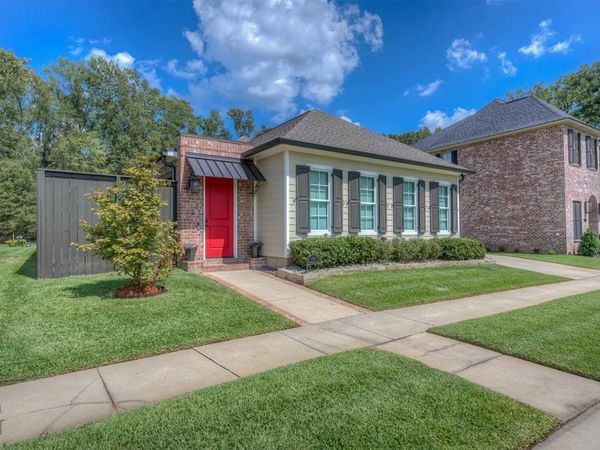 1104 Winterberry Lane, Shreveport, LA 71106