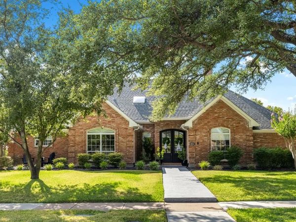 1801 Triple Crown Lane , Plano, TX 75093