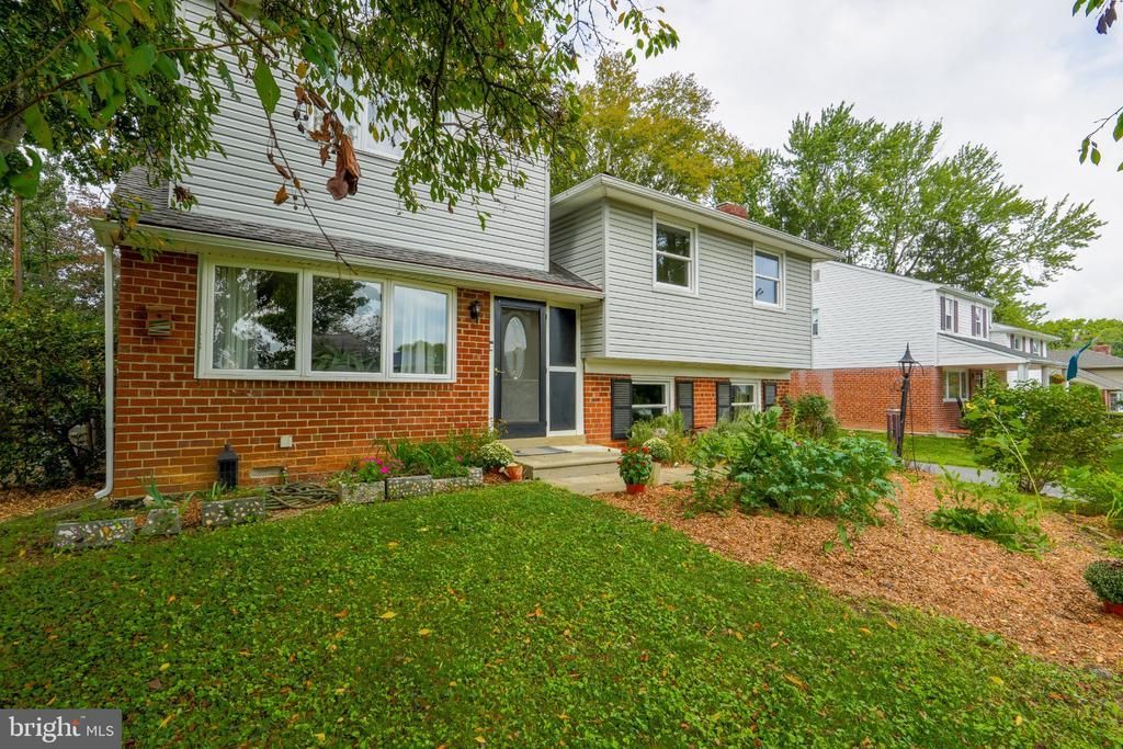 609 SCHOOL LANE, WALLINGFORD, PA 19086