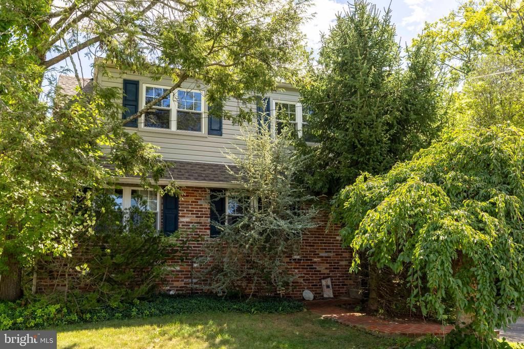 1059 MAPLE AVENUE , GLENSIDE, PA 19038