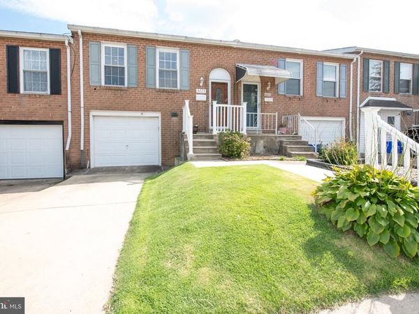 4225 CHALFONT PLACE , PHILADELPHIA, PA 19154
