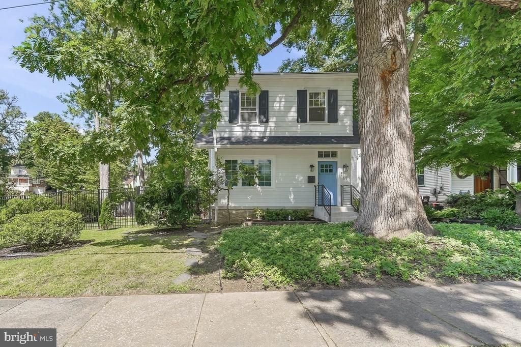 59 W STEWART AVENUE, LANSDOWNE, PA 19050