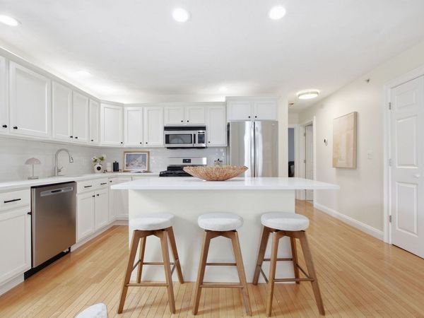 194 E St, Unit A, Boston, MA 02127