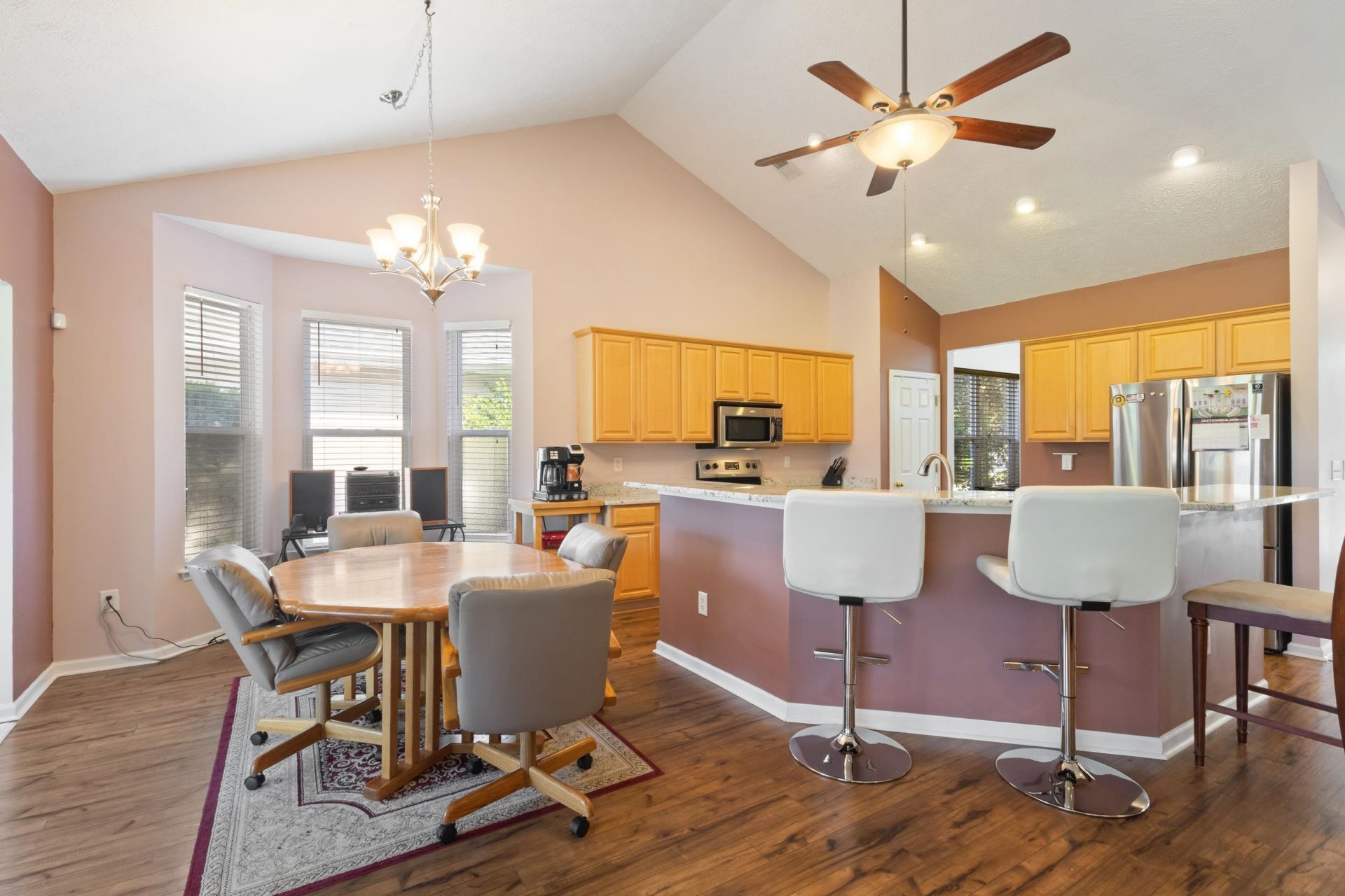 2803 Sanctuary Blvd. Photo 14